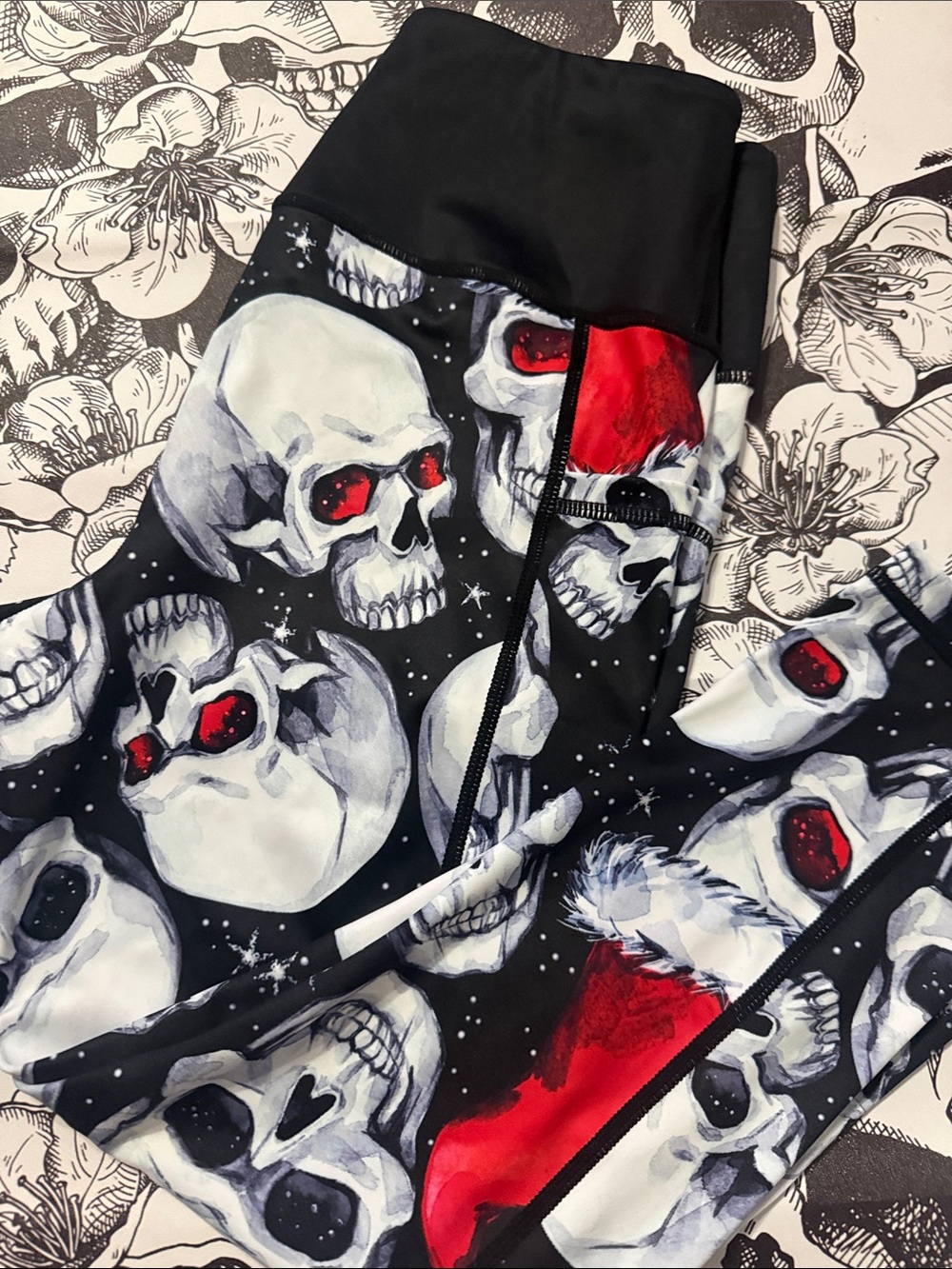 CVG Santa Skull 3/4 Leggings Small